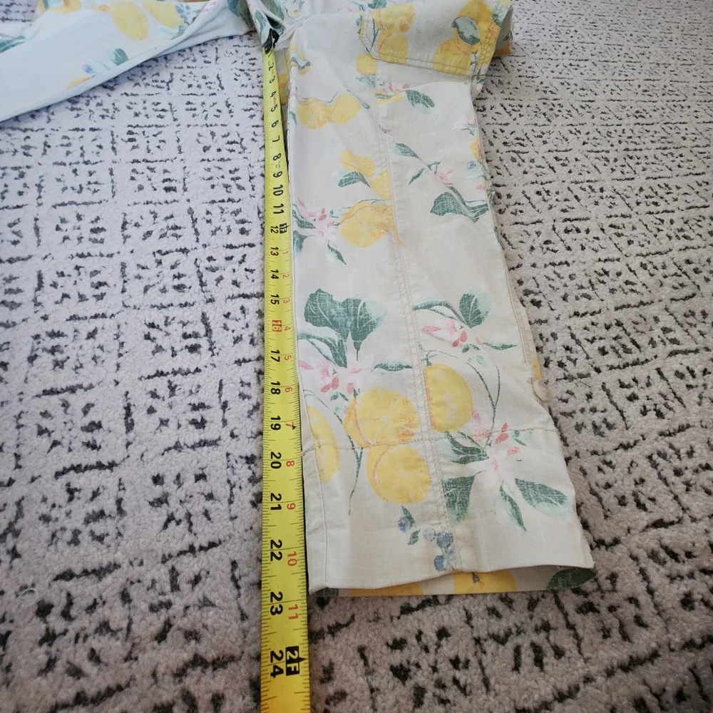 Chicos Pants Cream Yellow Lemon Pink Flower Cargo Cropped Mid Rise Utility 0/4